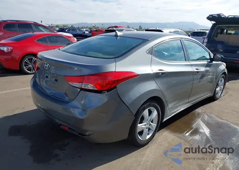 2013 Hyundai Elantra Gls z USA, uszkodzony, nr VIN 5NPDH4AE9DH295703